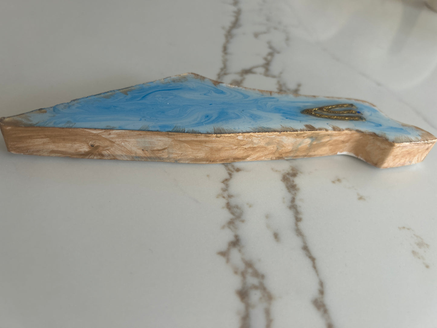 Mezuzah Case wave with gold frame in the shape of the Map of Israel