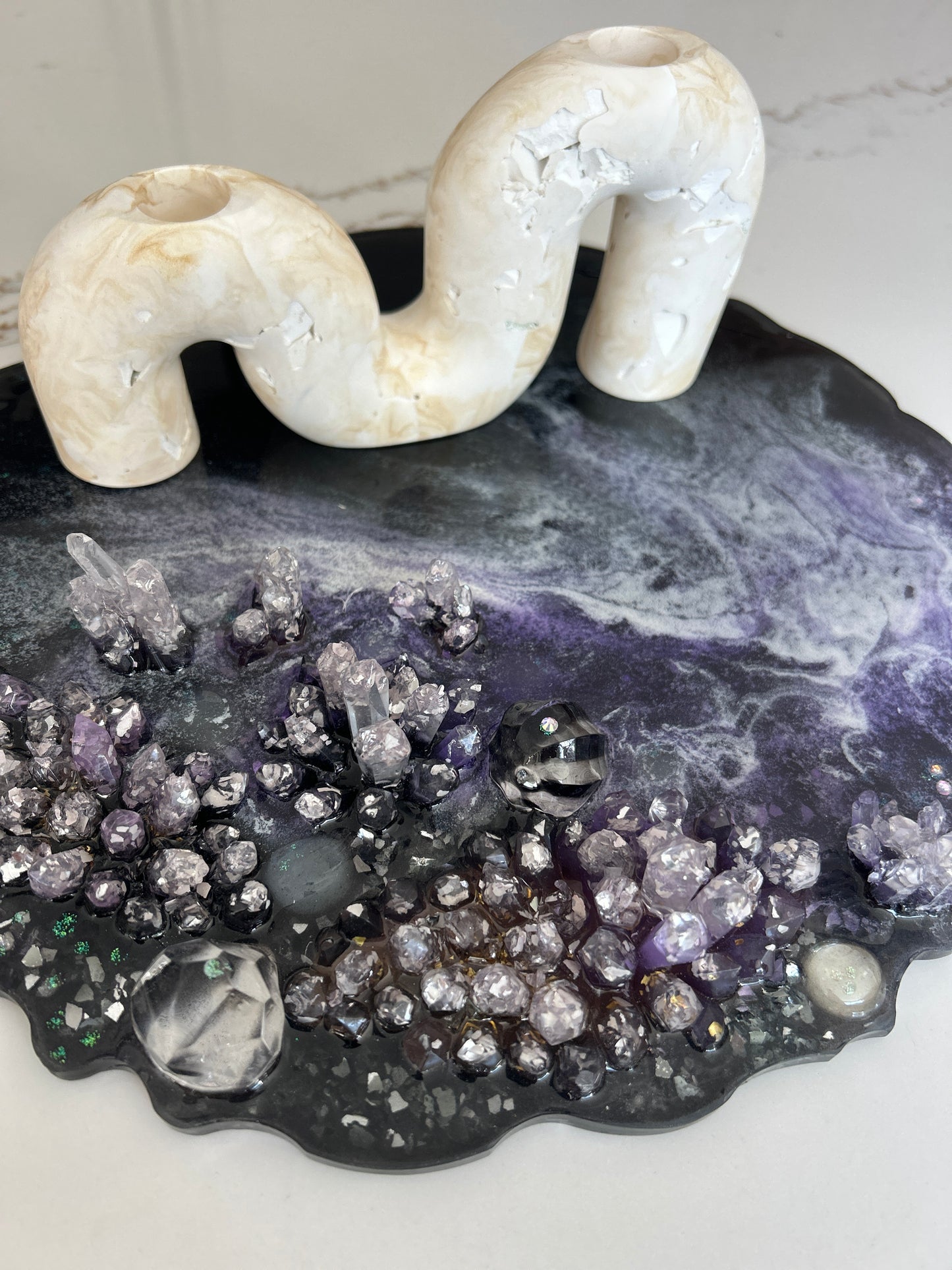 Geode Inspiration Tray black & purple