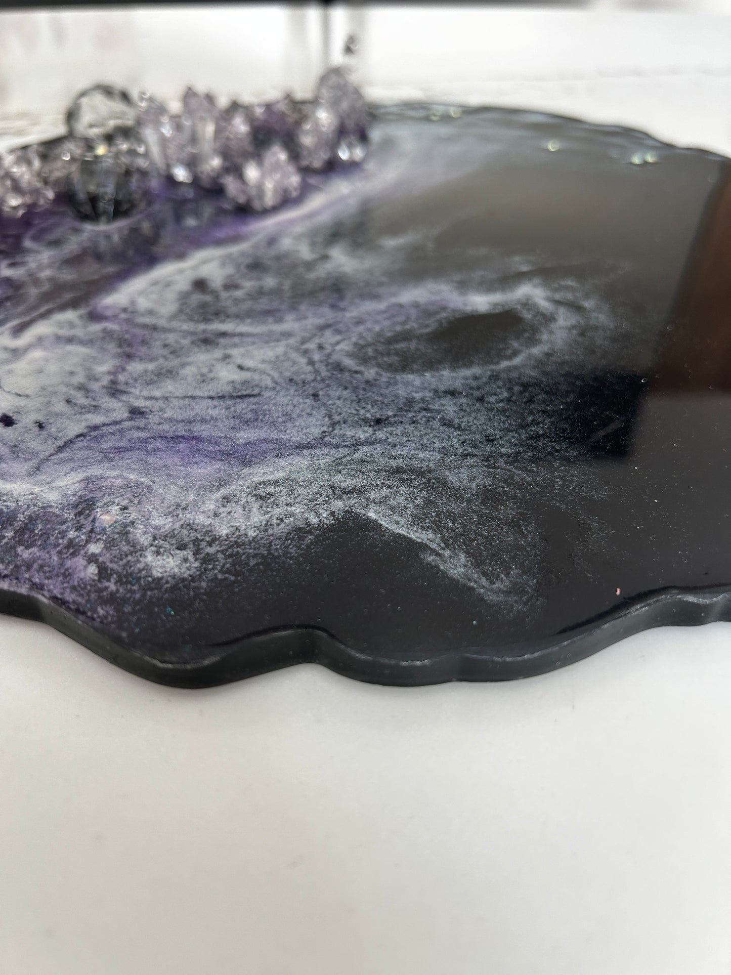 Geode Inspiration Tray black & purple