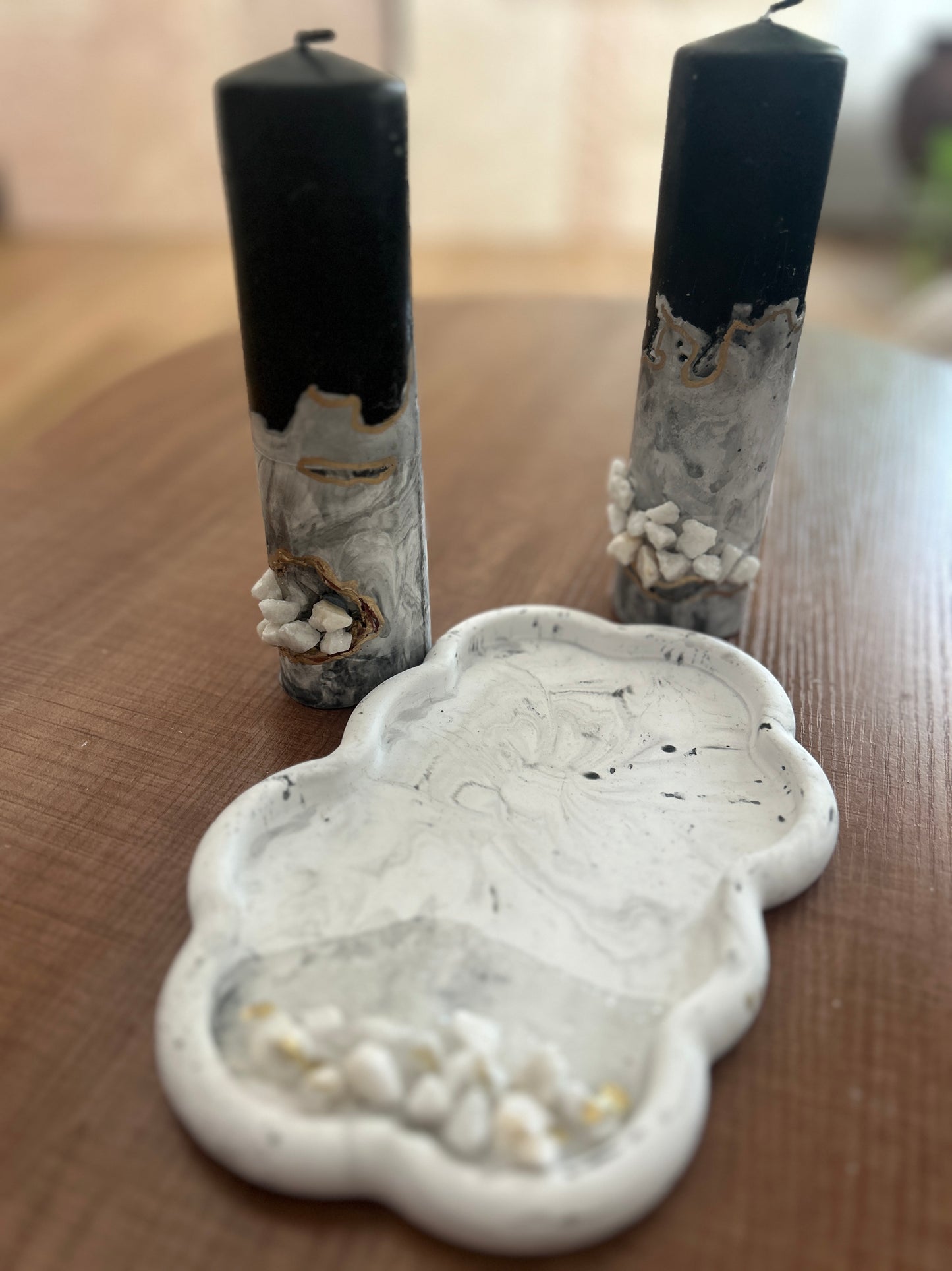 Geode inspiration Marble two Candles & a tray