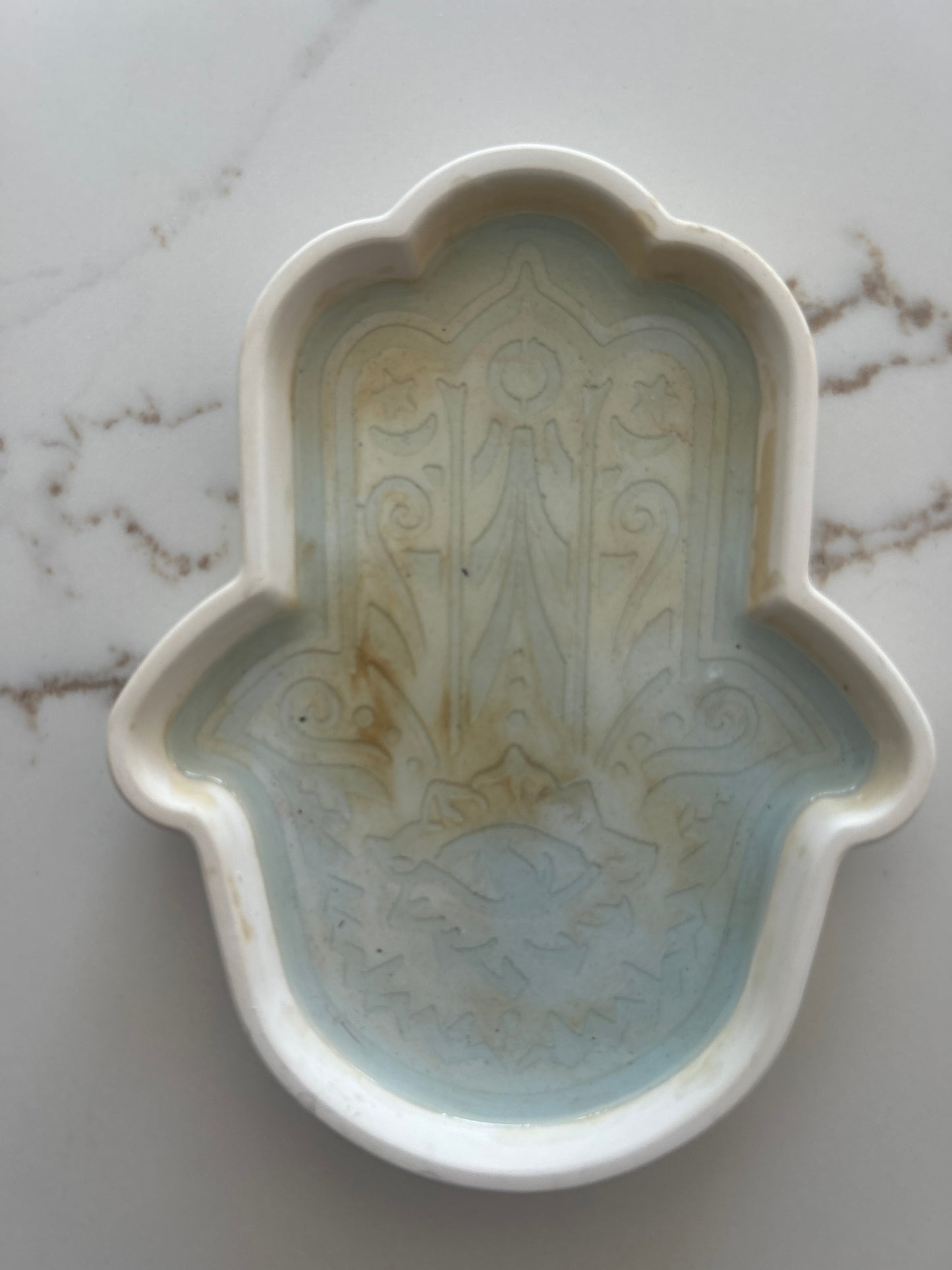 Tray designs inspired by the Map of Israel, Hamsa & Leaf