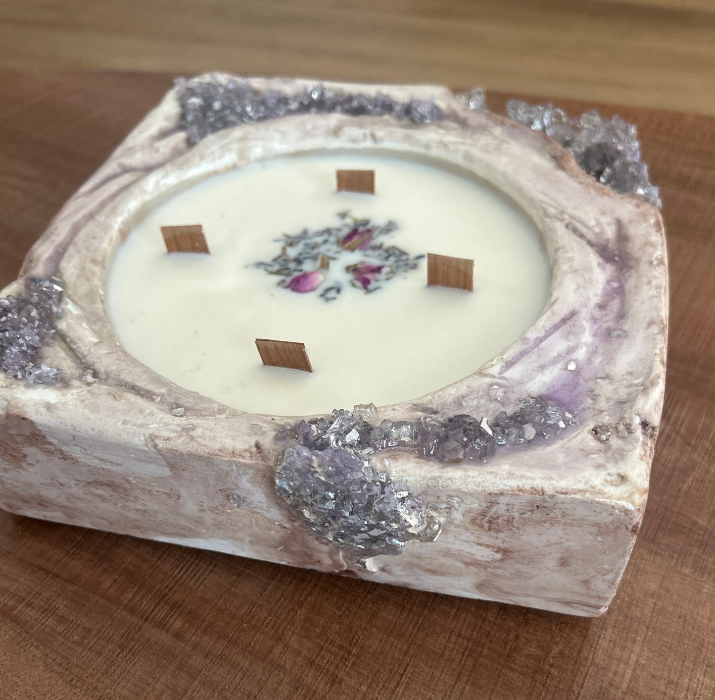Candle purple Geode Inspiration