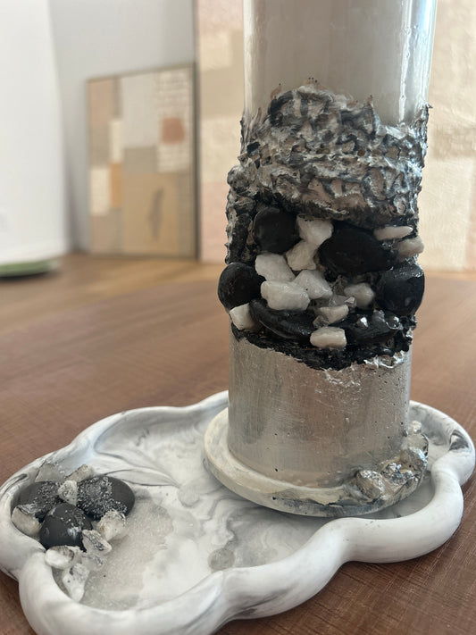 Geode inspiration Candle silver & black